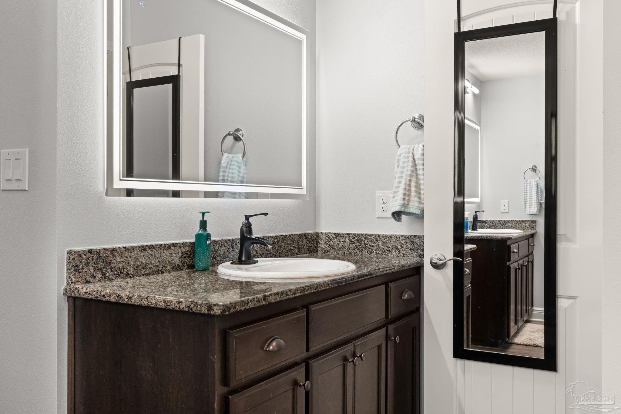 5469 North Shore Road Pensacola FL 32507