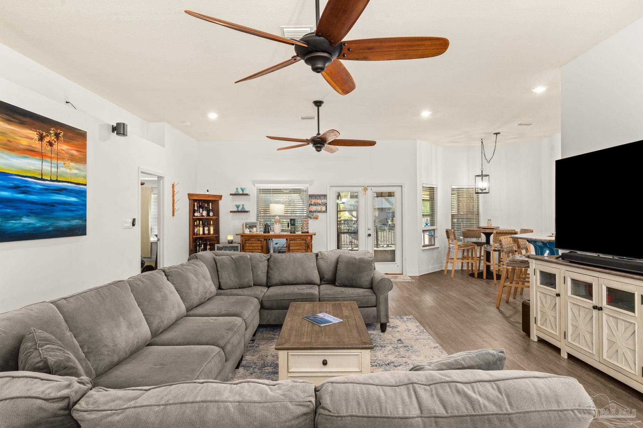 5469 North Shore Road Pensacola FL 32507