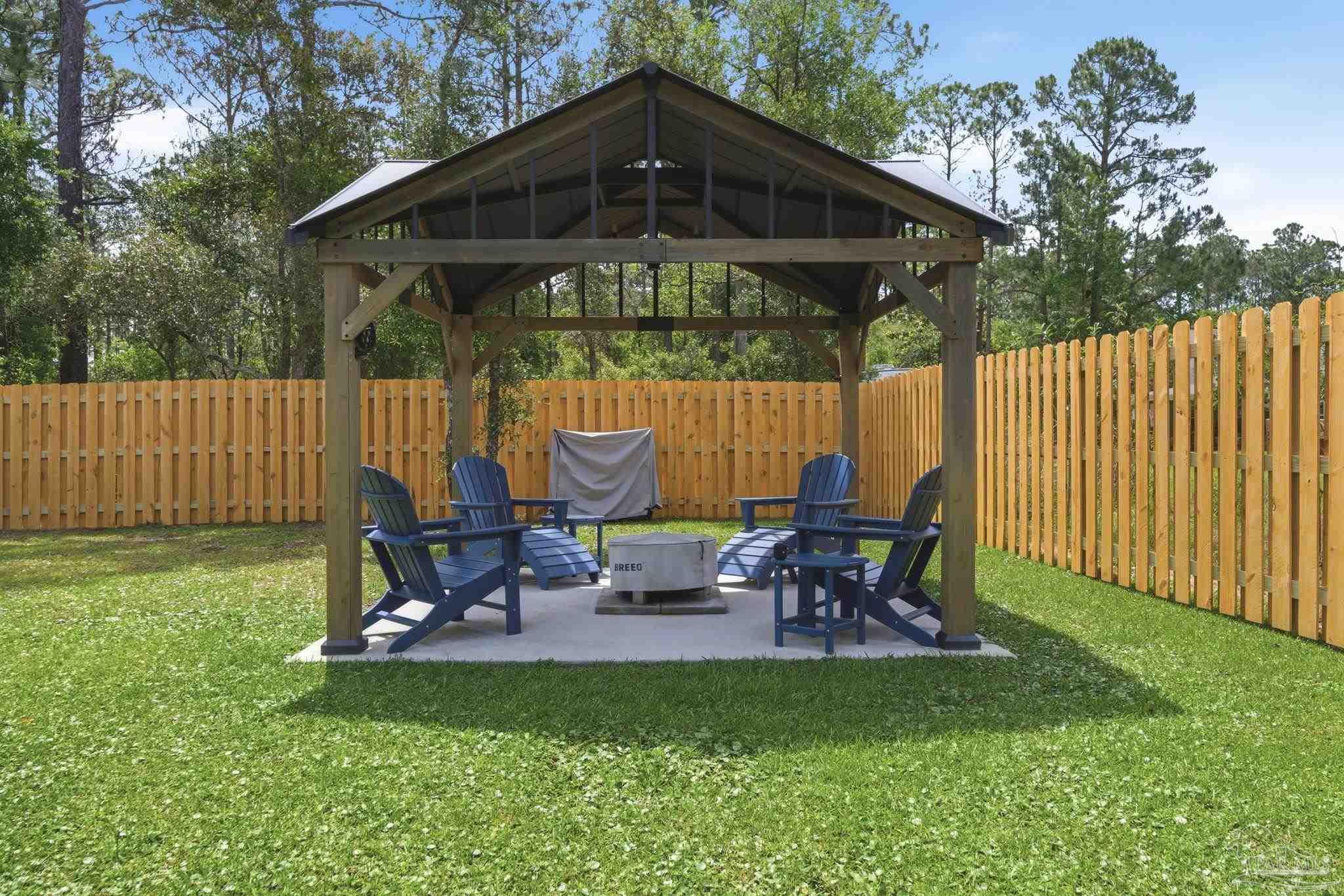 5469 North Shore Road Pensacola FL 32507