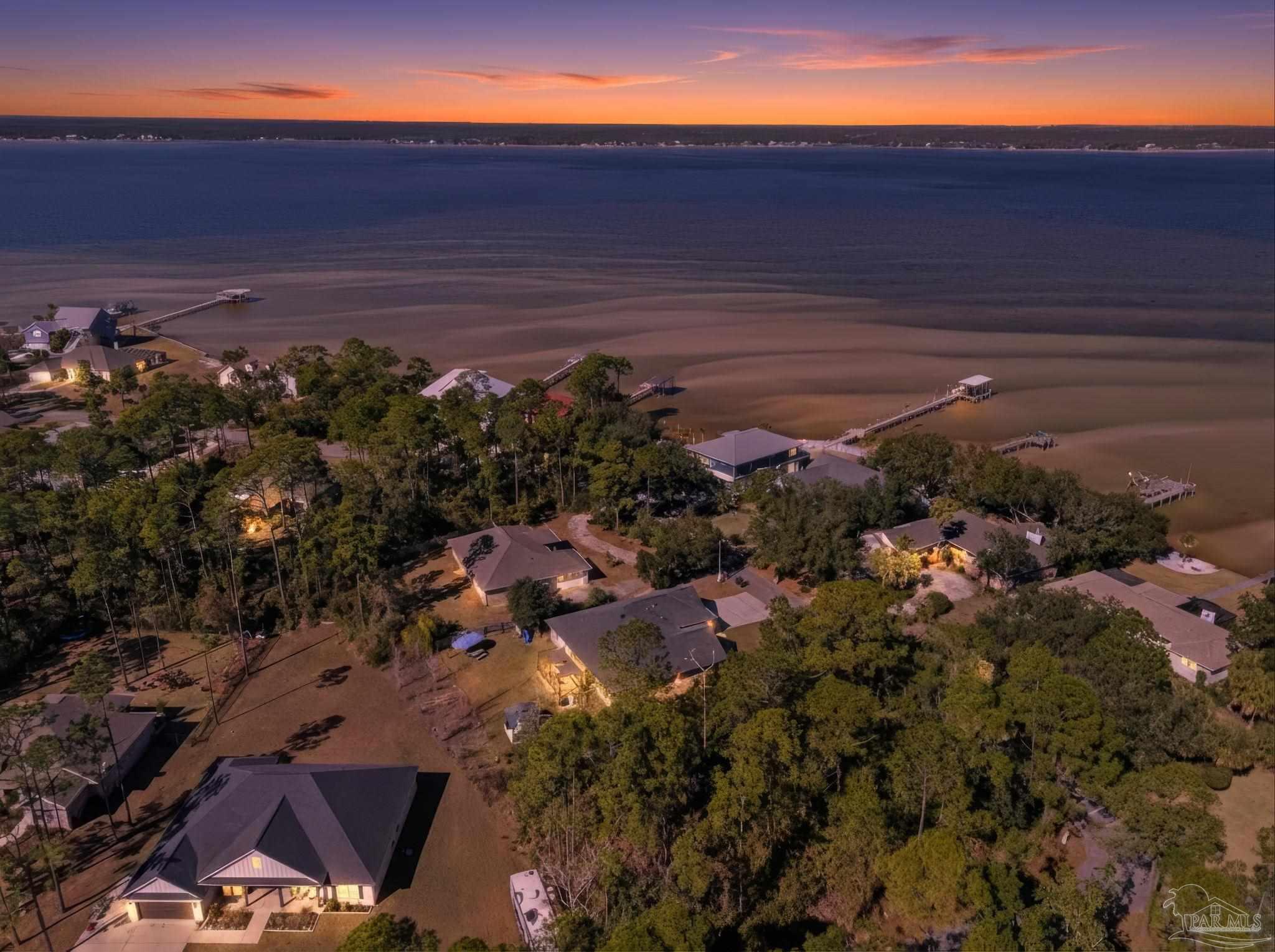 5469 North Shore Road Pensacola FL 32507