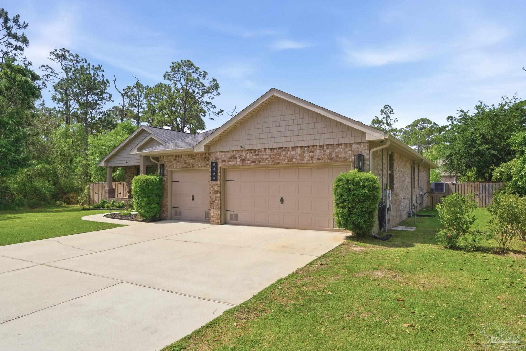 5469 North Shore Road Pensacola FL 32507