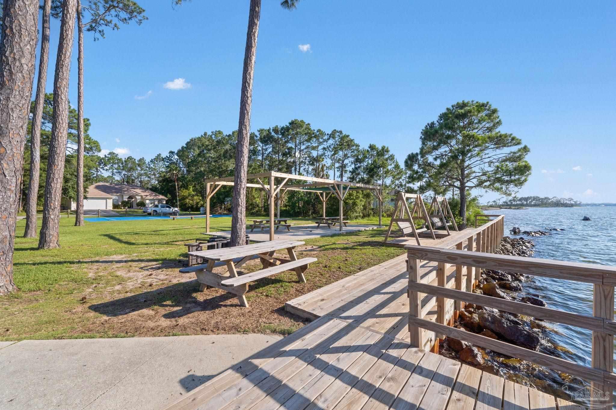 5469 North Shore Road Pensacola FL 32507