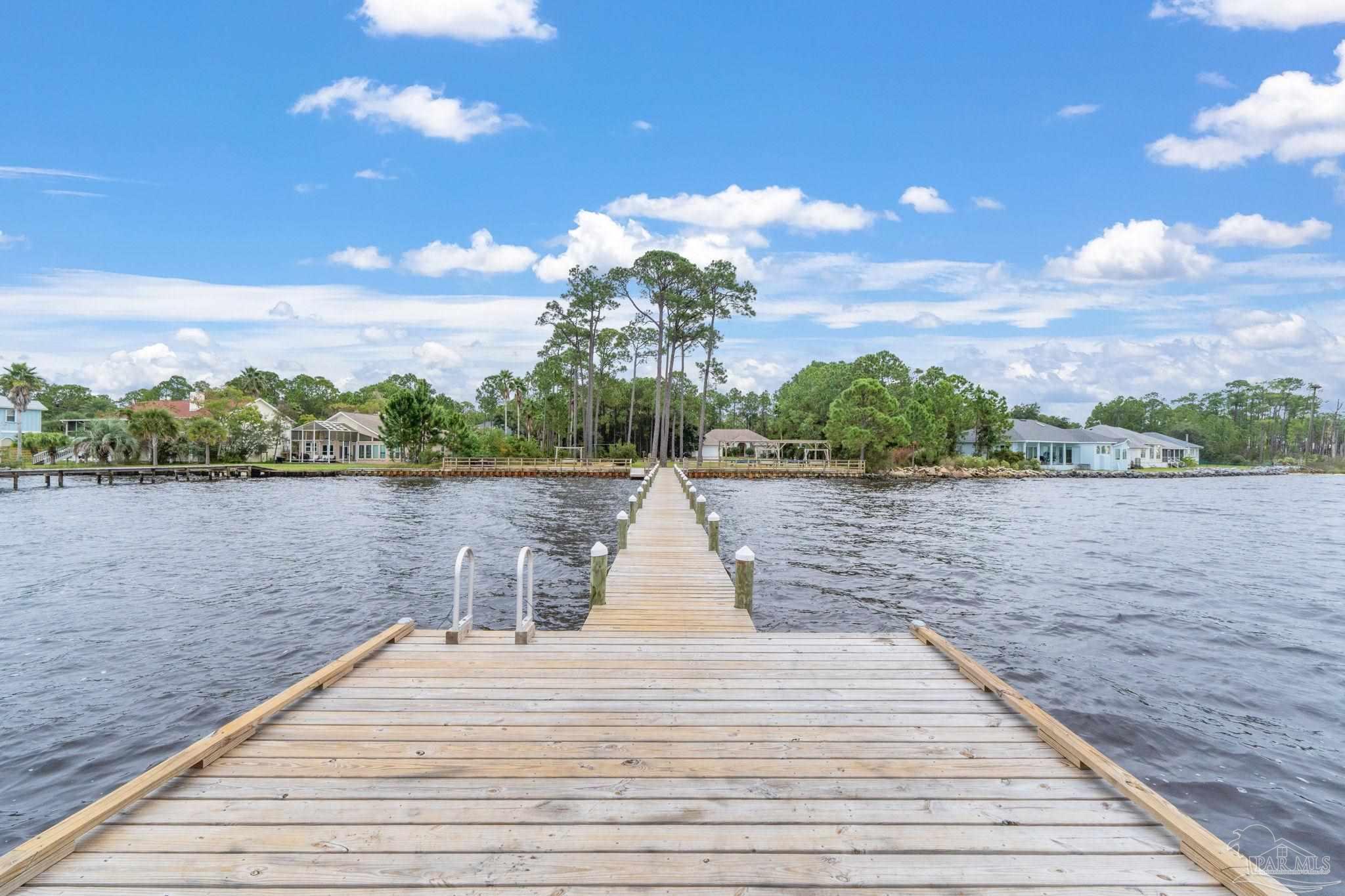 5469 North Shore Road Pensacola FL 32507