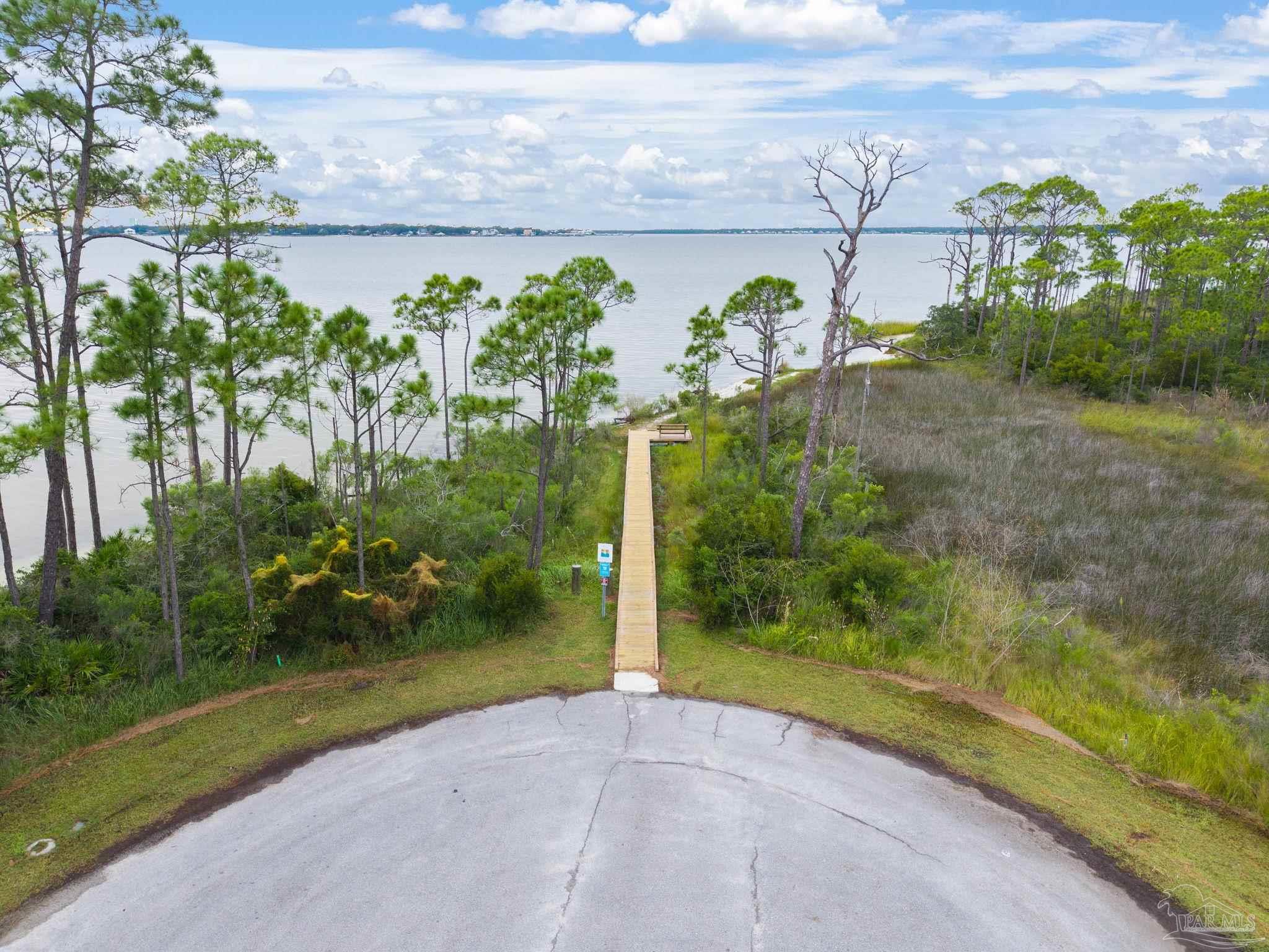 5469 North Shore Road Pensacola FL 32507