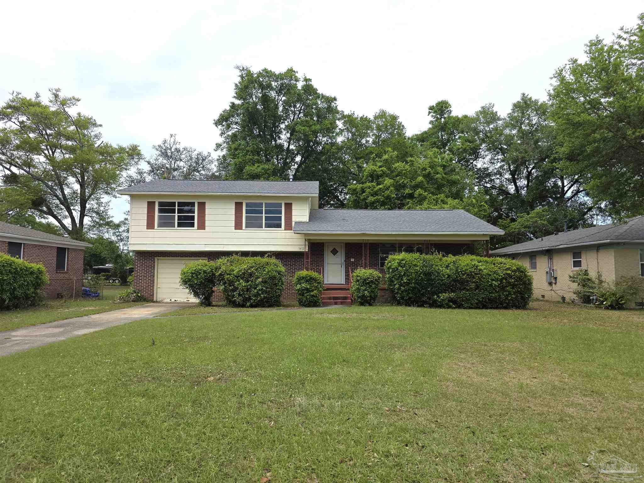 1402 E Leonard Street Pensacola FL 32503