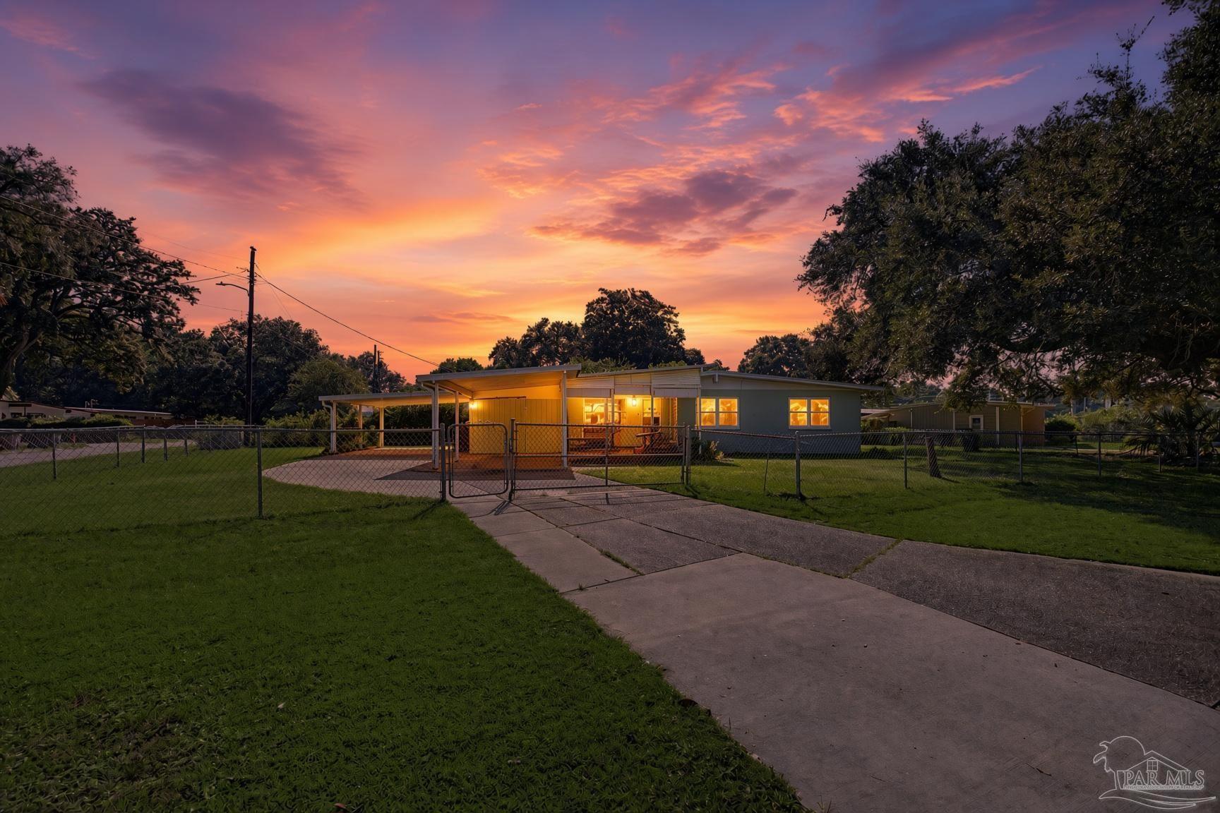 602 Edgecliff Drive Pensacola FL 32506