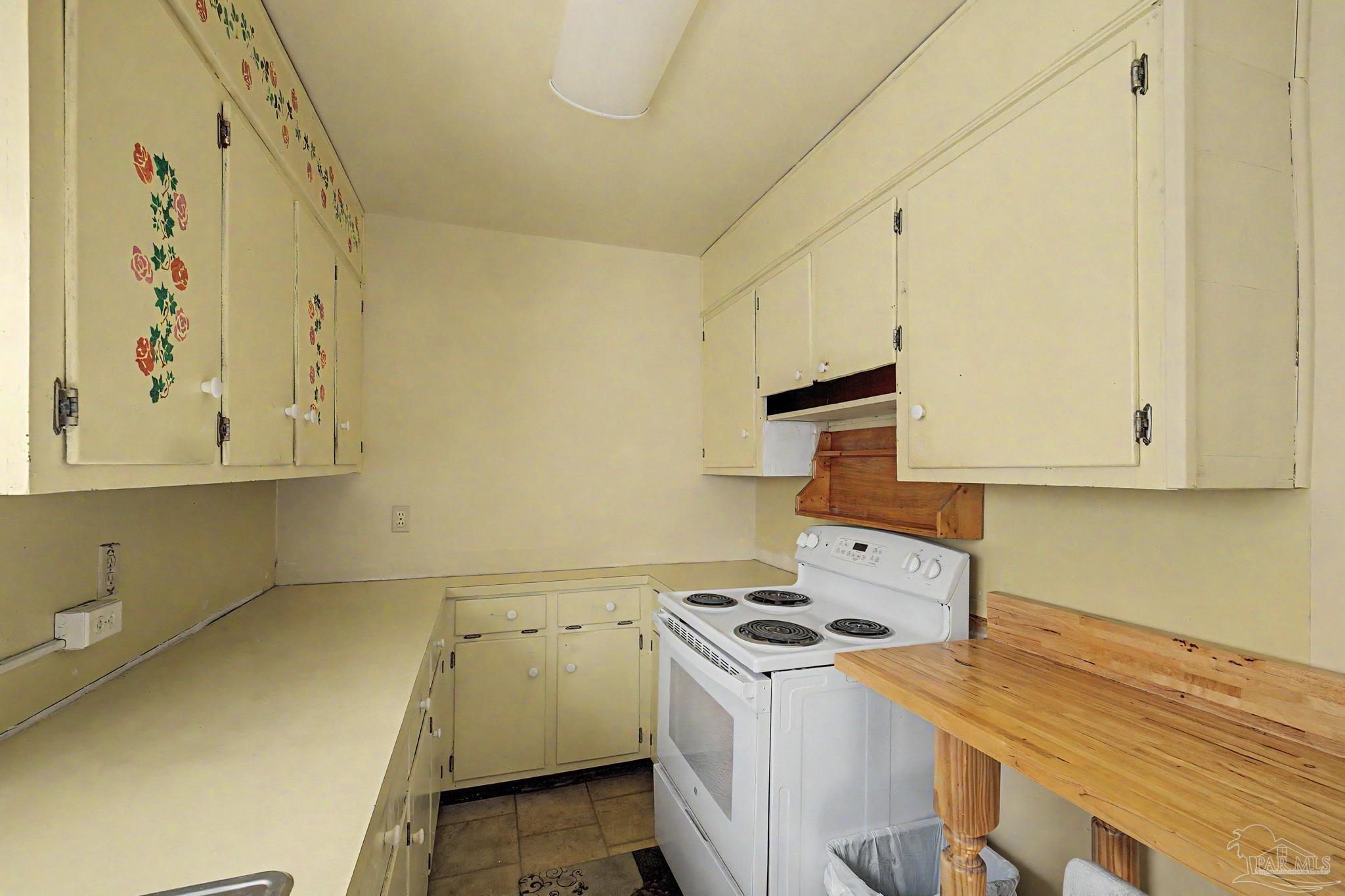 602 Edgecliff Drive Pensacola FL 32506