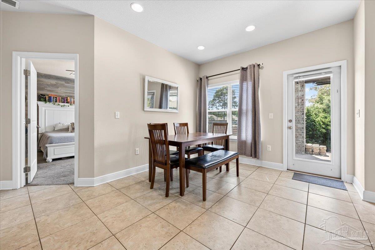 1819 Waterford Sound Boulevard Gulf Breeze FL 32563
