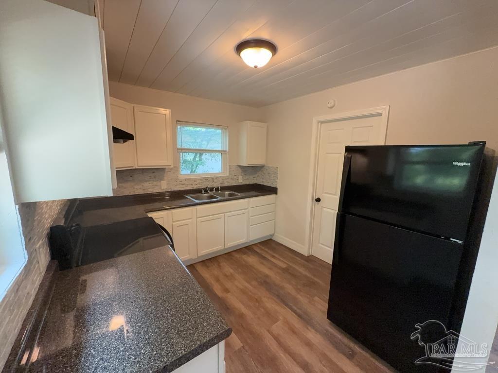 4531 Versailles Drive Pensacola FL 32505
