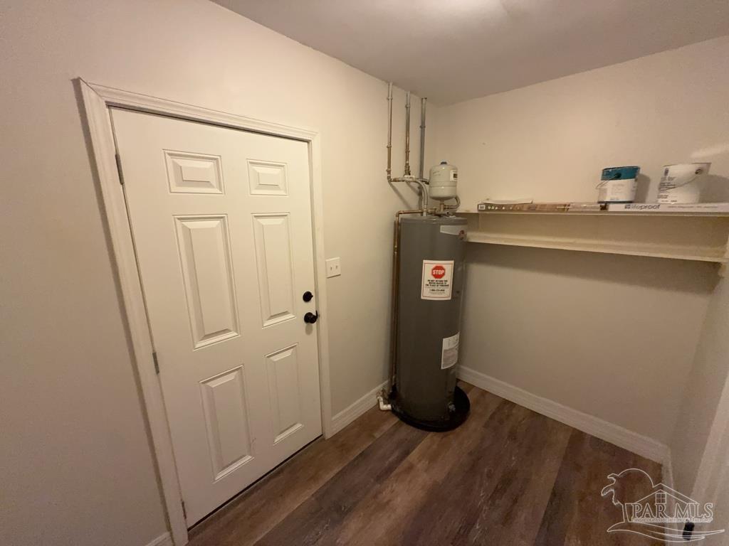 4531 Versailles Drive Pensacola FL 32505