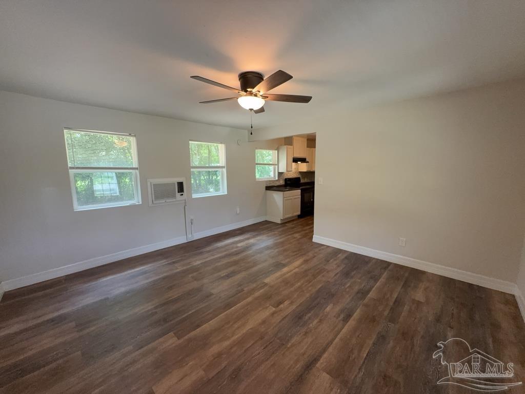 4531 Versailles Drive Pensacola FL 32505