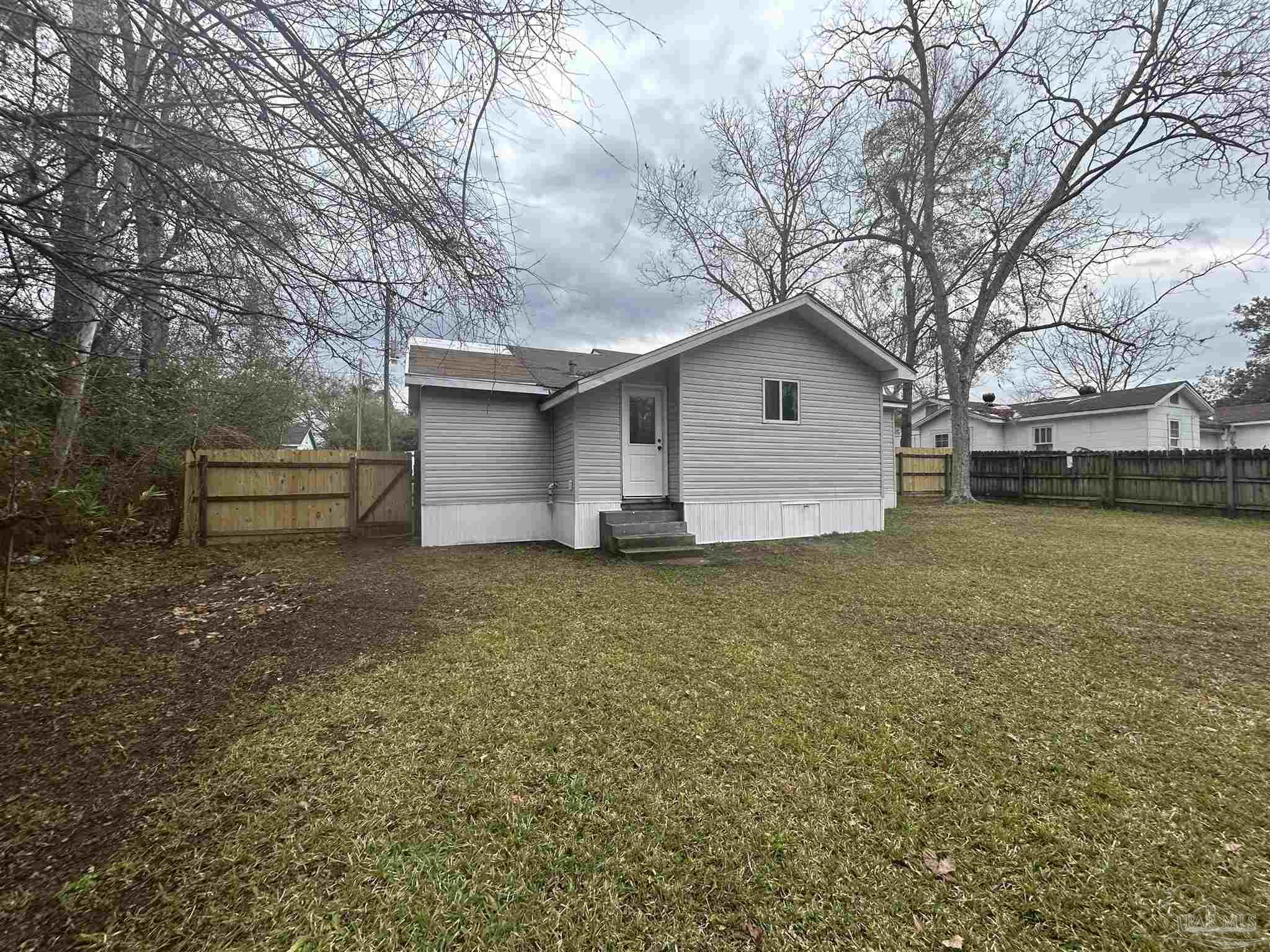 309 Homeland Avenue Cantonment FL 32533