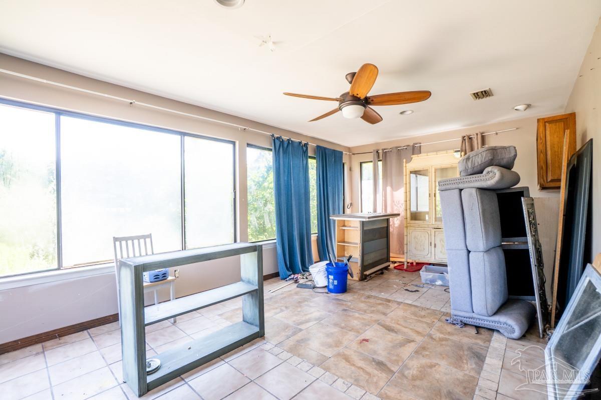 406 Twin Lakes Drive Pensacola FL 32504