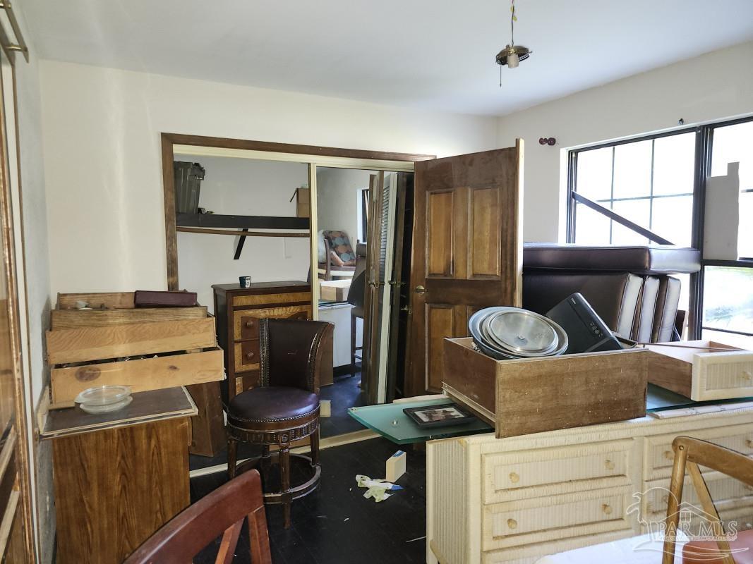 406 Twin Lakes Drive Pensacola FL 32504