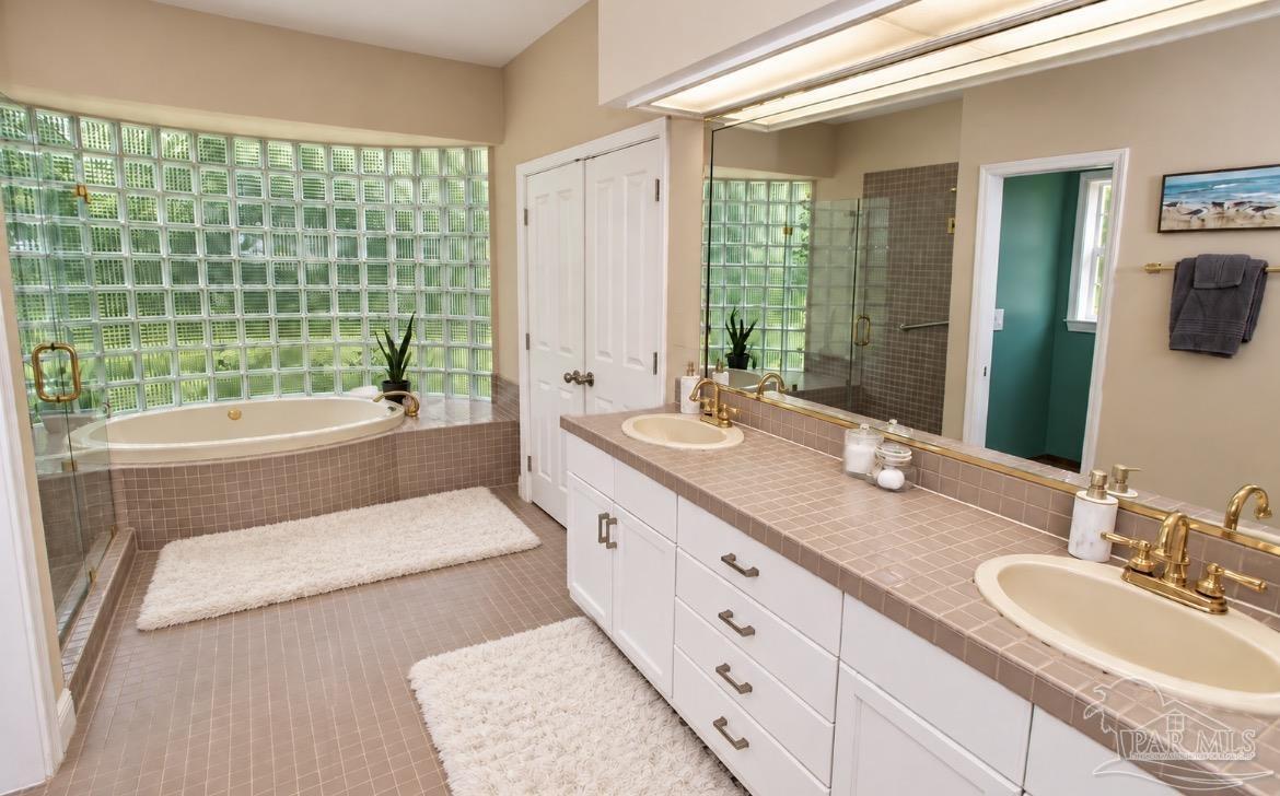 4109 Brittany Place Pensacola FL 32504