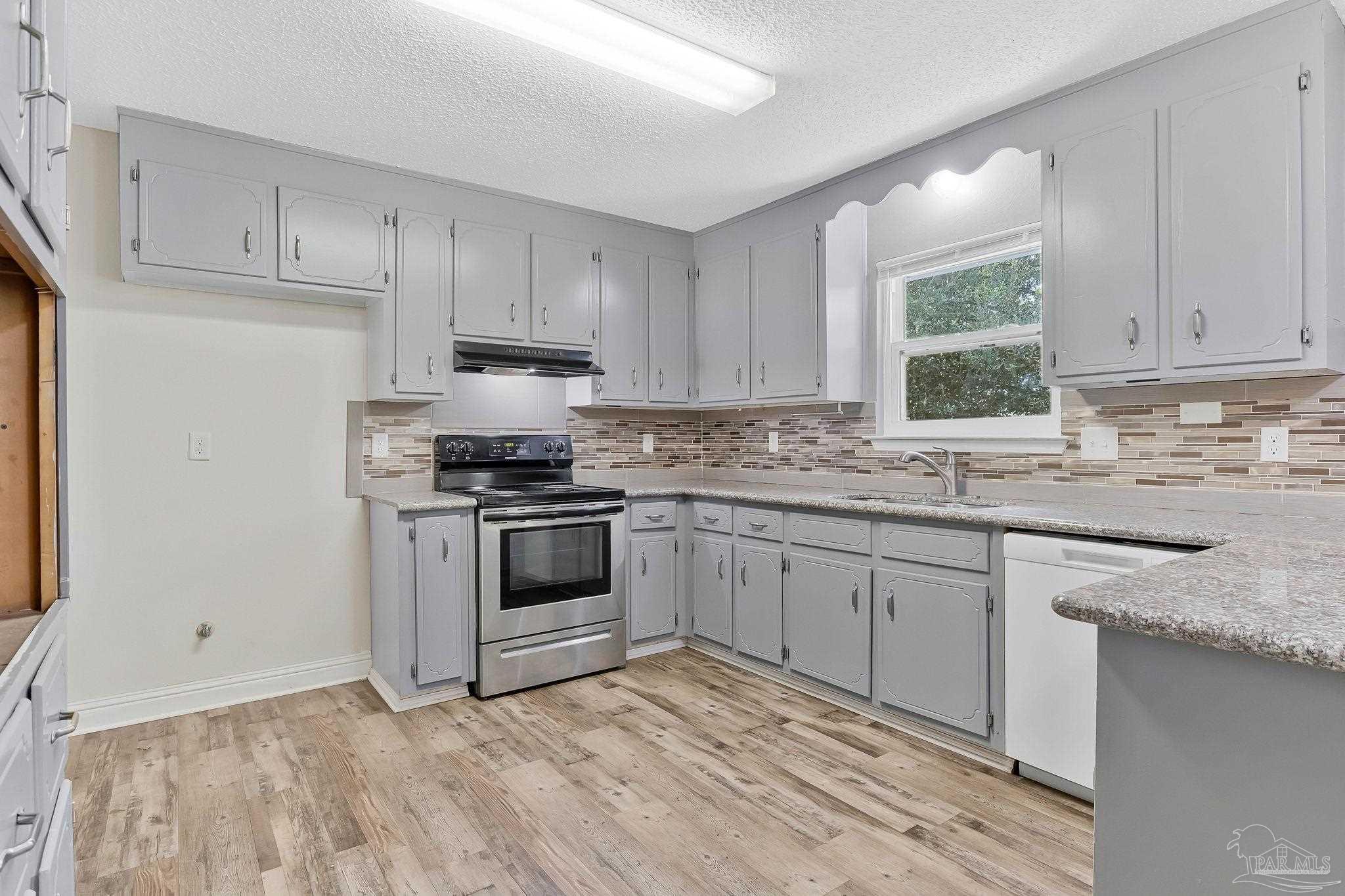 5409 Pond View Drive Milton FL 32570
