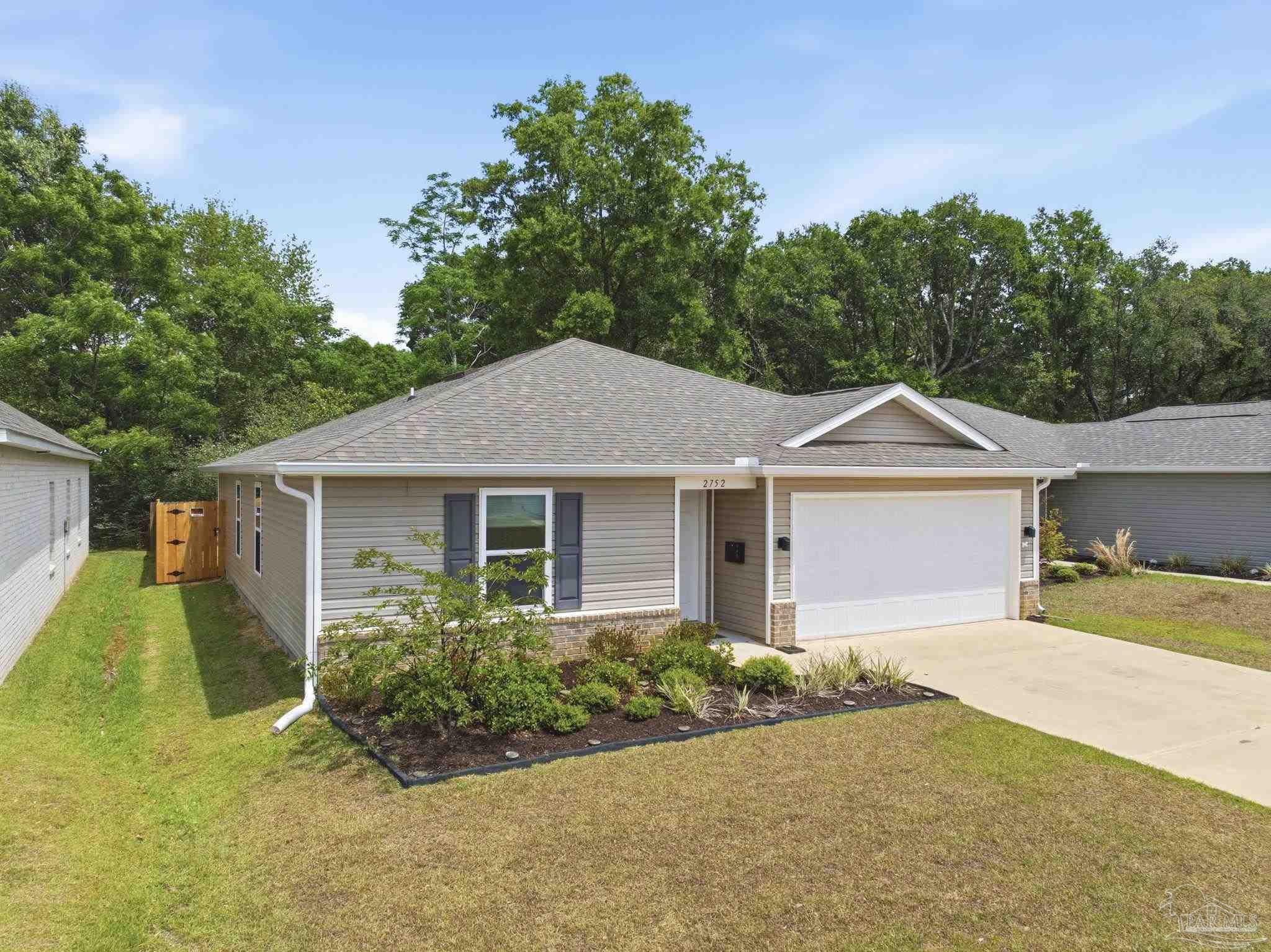 2752 Savannah Michelle Lane Pensacola FL 32534