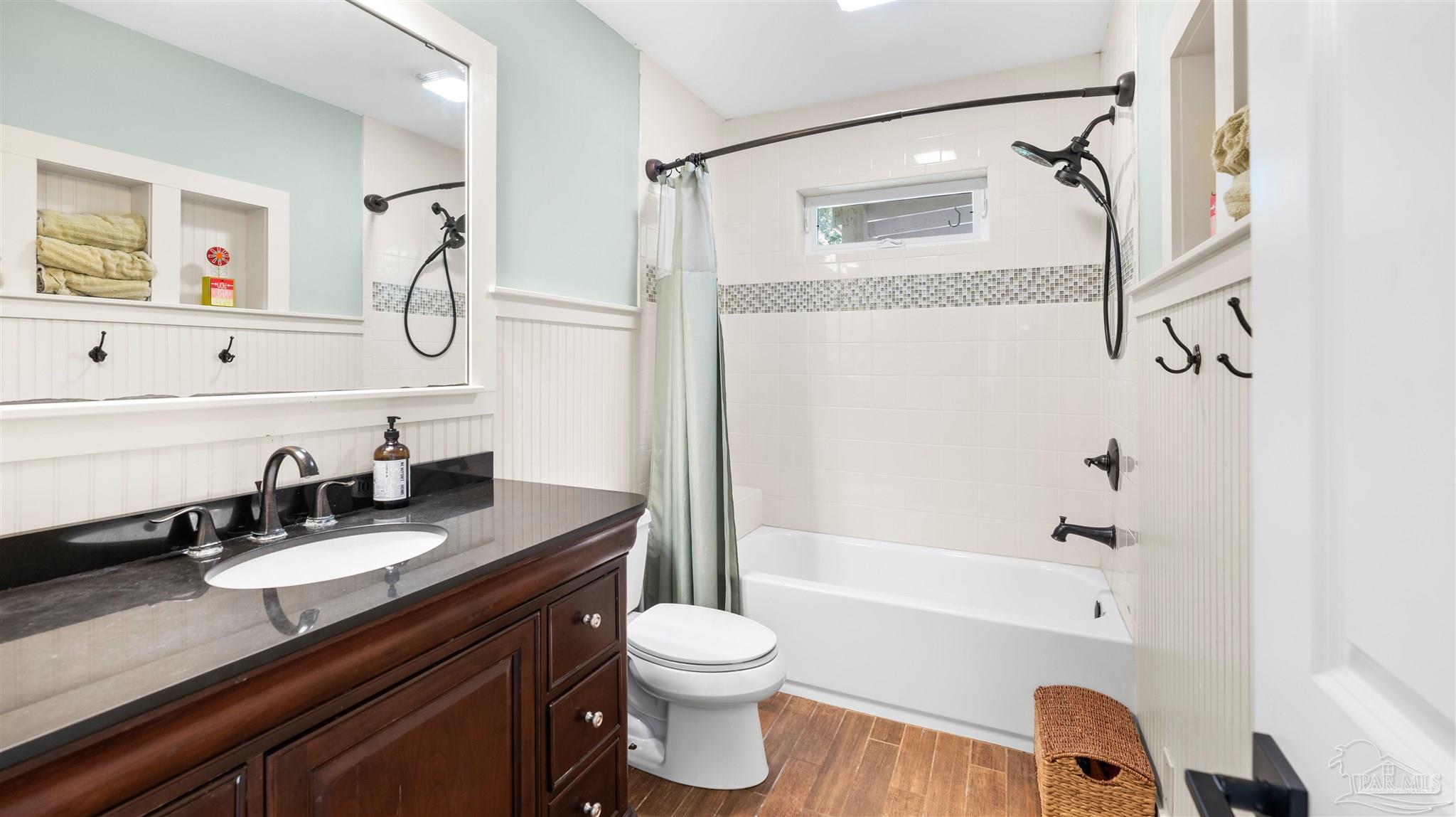 420 Fairpoint Drive Gulf Breeze FL 32561