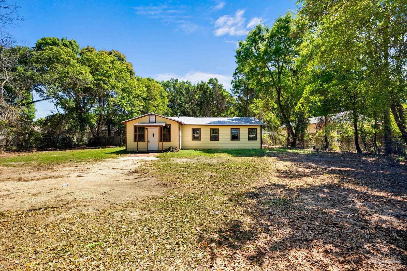 2403 E Johnson Avenue Pensacola FL 32514