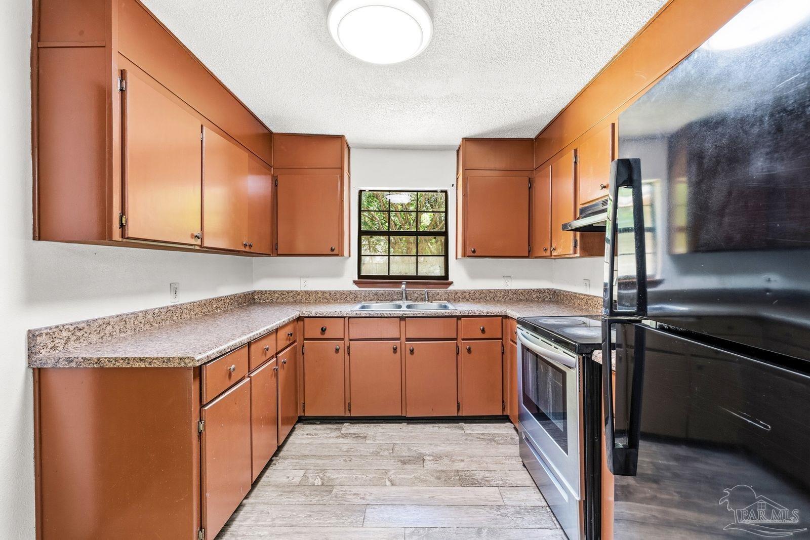 2403 E Johnson Avenue Pensacola FL 32514