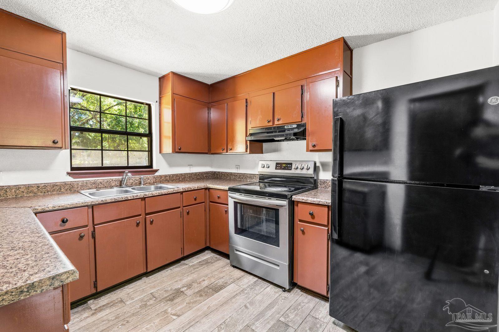 2403 E Johnson Avenue Pensacola FL 32514