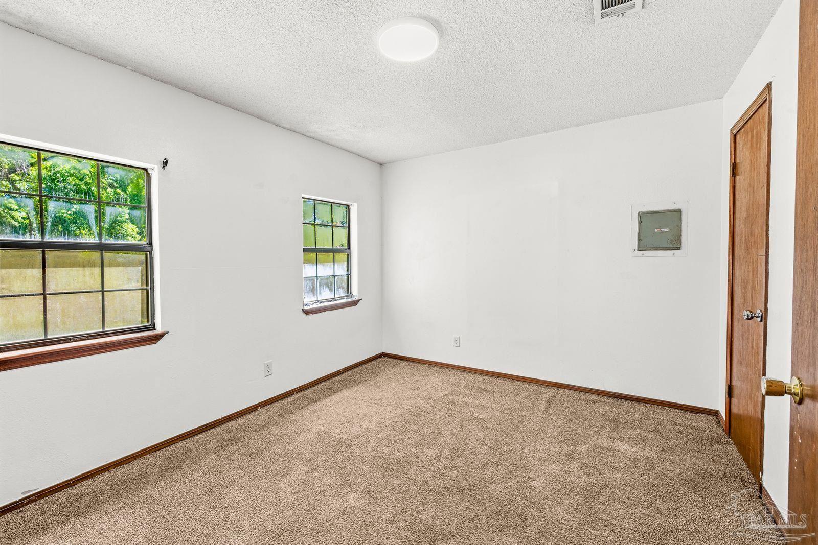 2403 E Johnson Avenue Pensacola FL 32514
