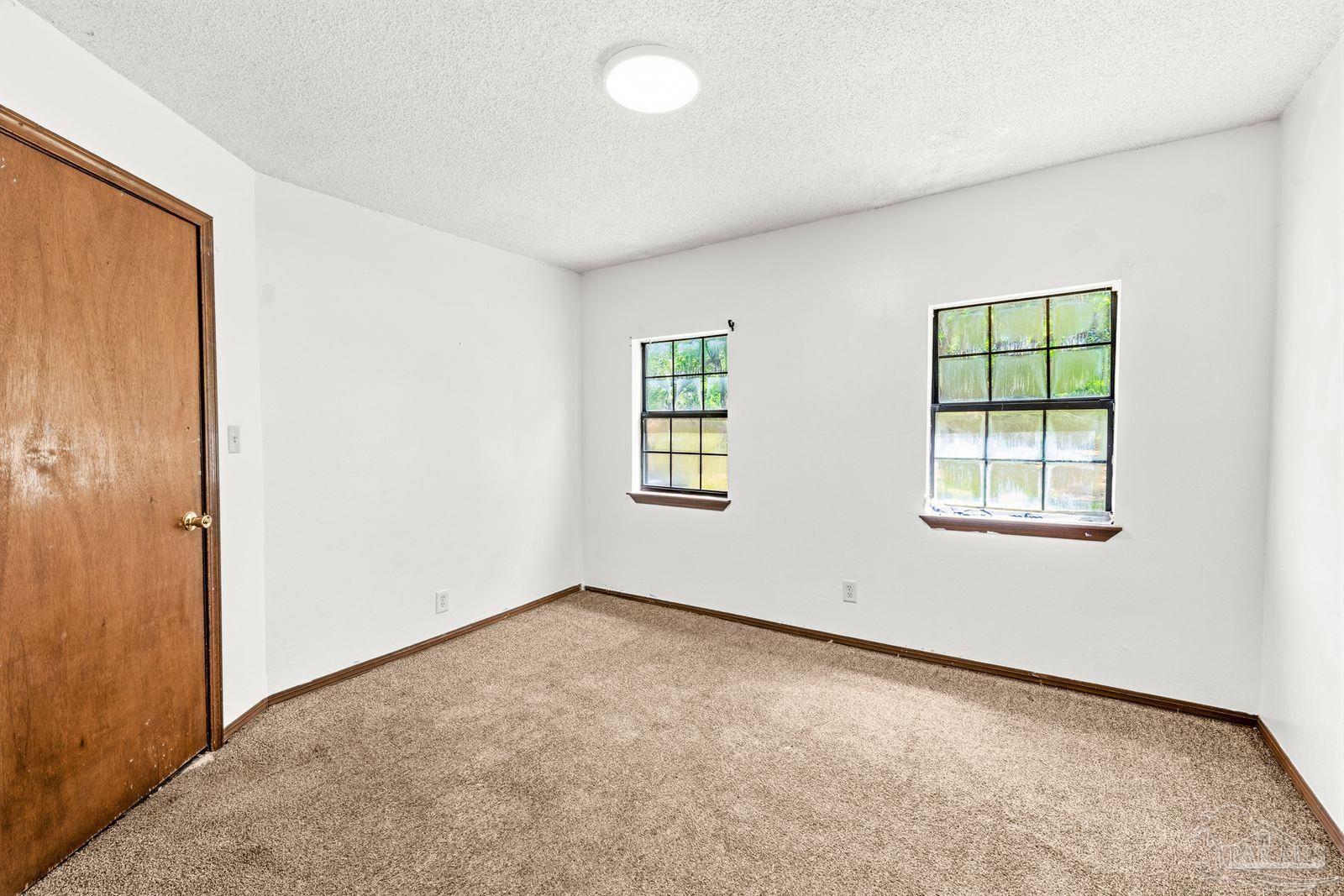 2403 E Johnson Avenue Pensacola FL 32514