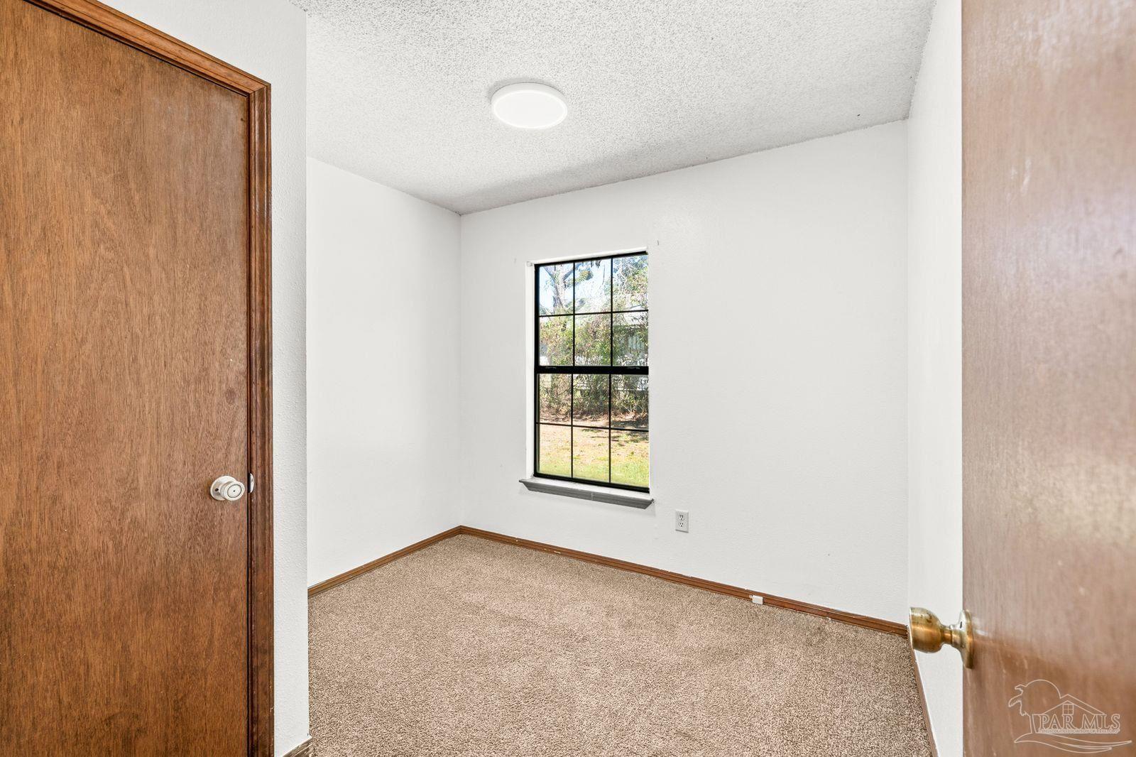 2403 E Johnson Avenue Pensacola FL 32514