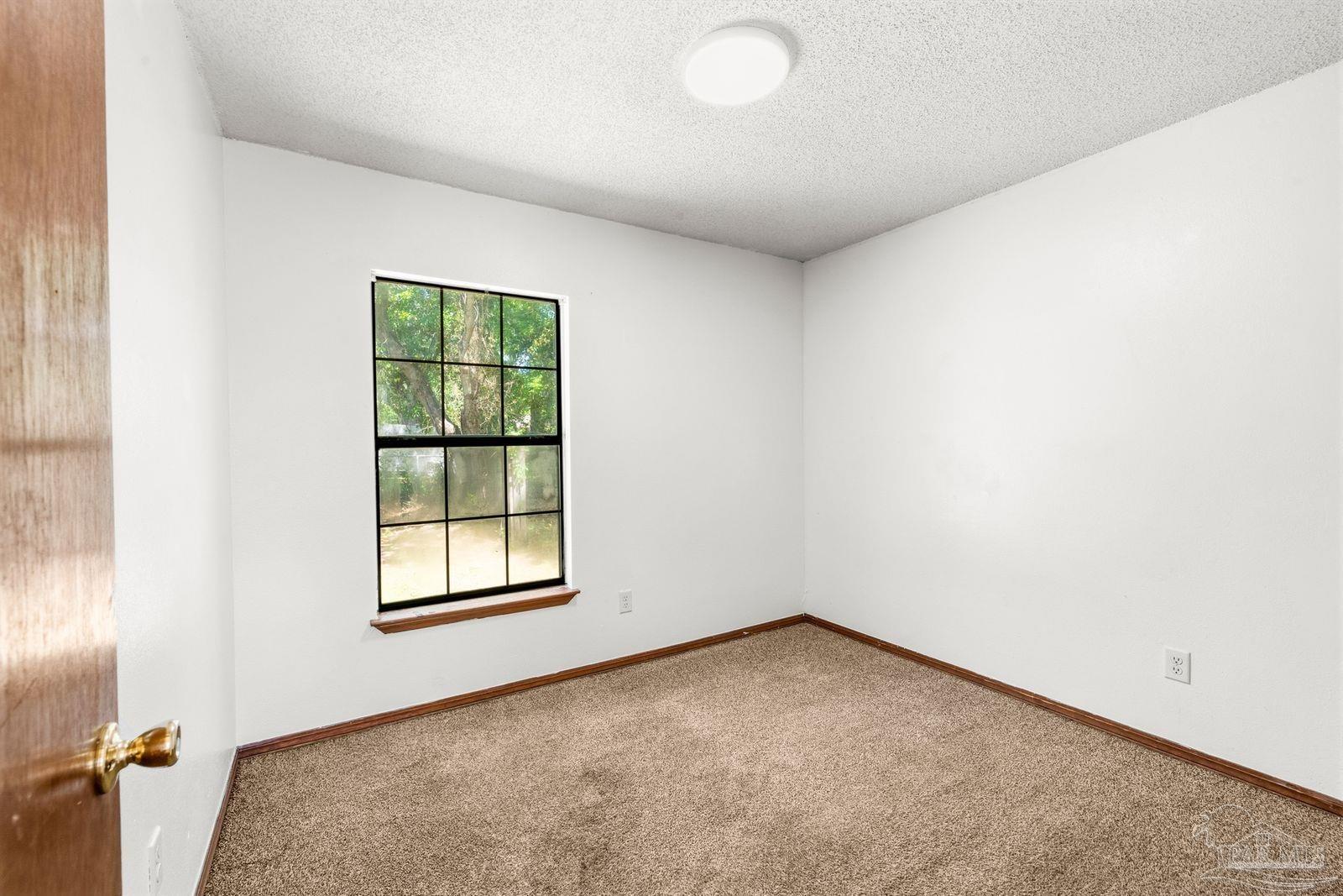 2403 E Johnson Avenue Pensacola FL 32514