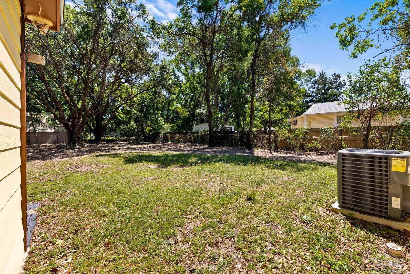 2403 E Johnson Avenue Pensacola FL 32514