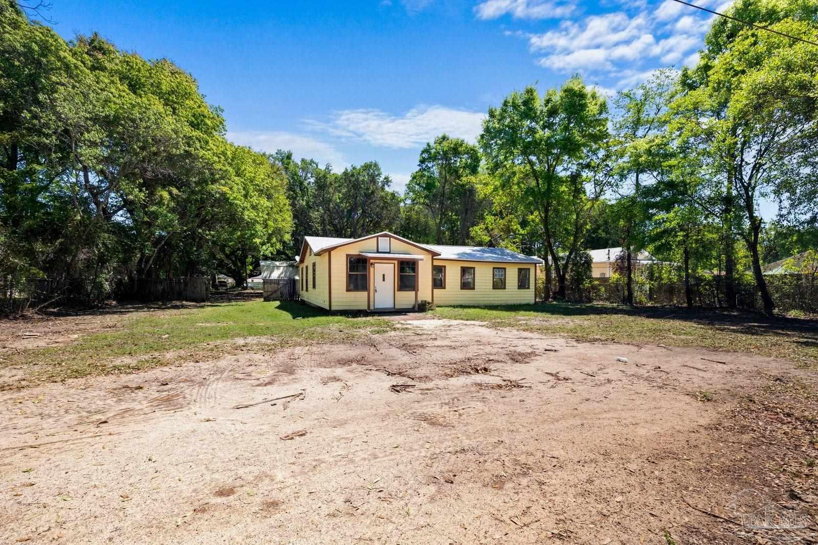 2403 E Johnson Avenue Pensacola FL 32514