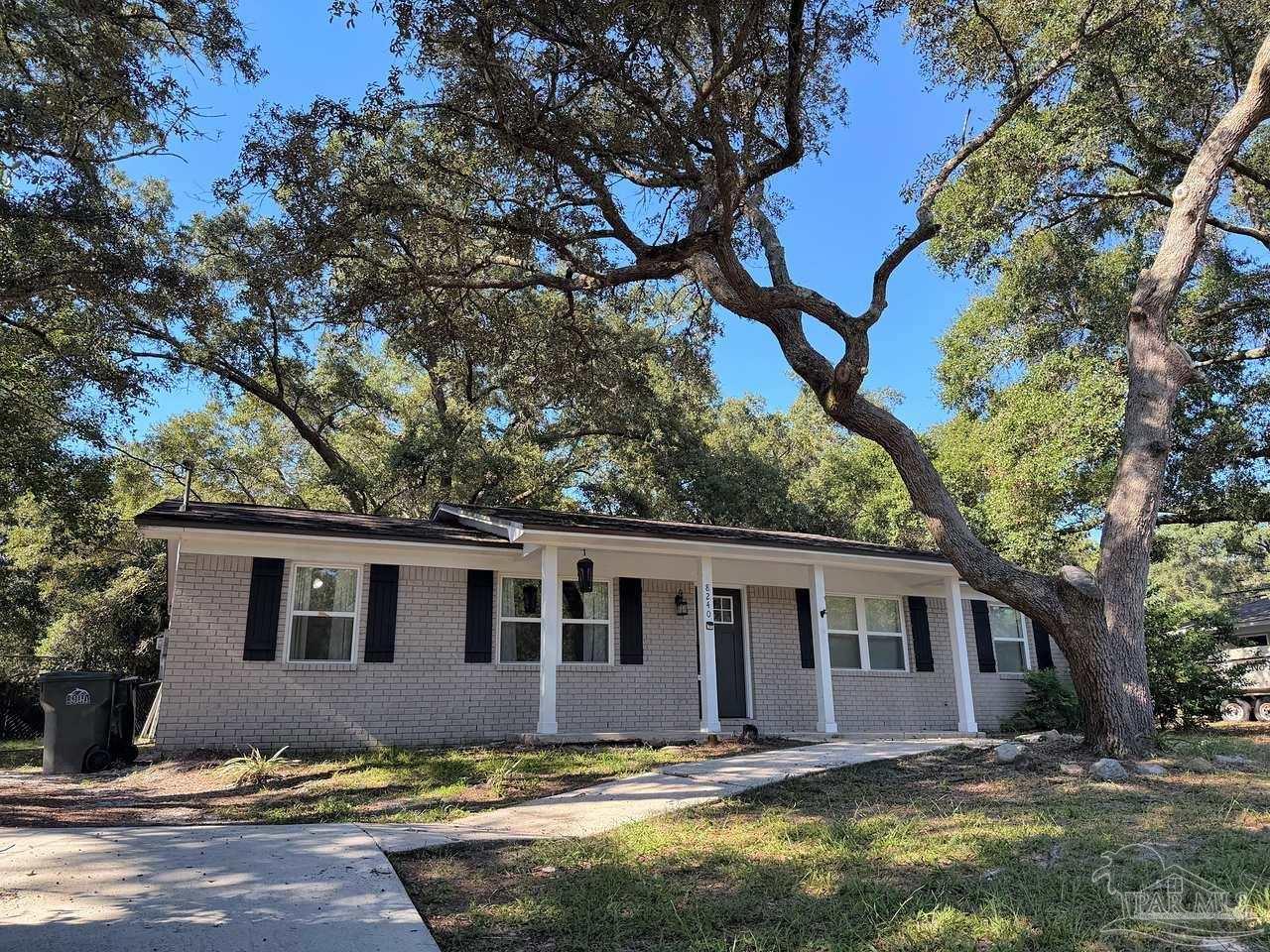 8240 Sedgefield Drive Pensacola FL 32507