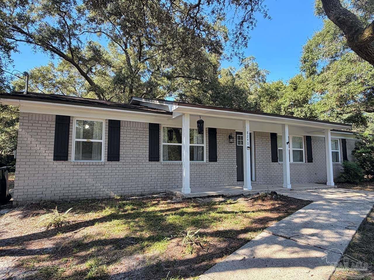 8240 Sedgefield Drive Pensacola FL 32507