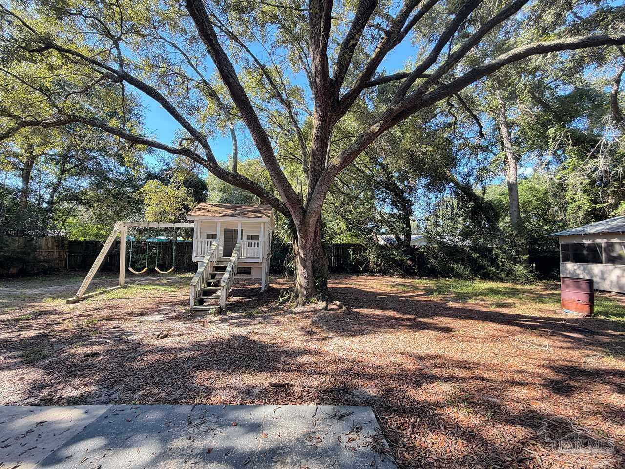8240 Sedgefield Drive Pensacola FL 32507