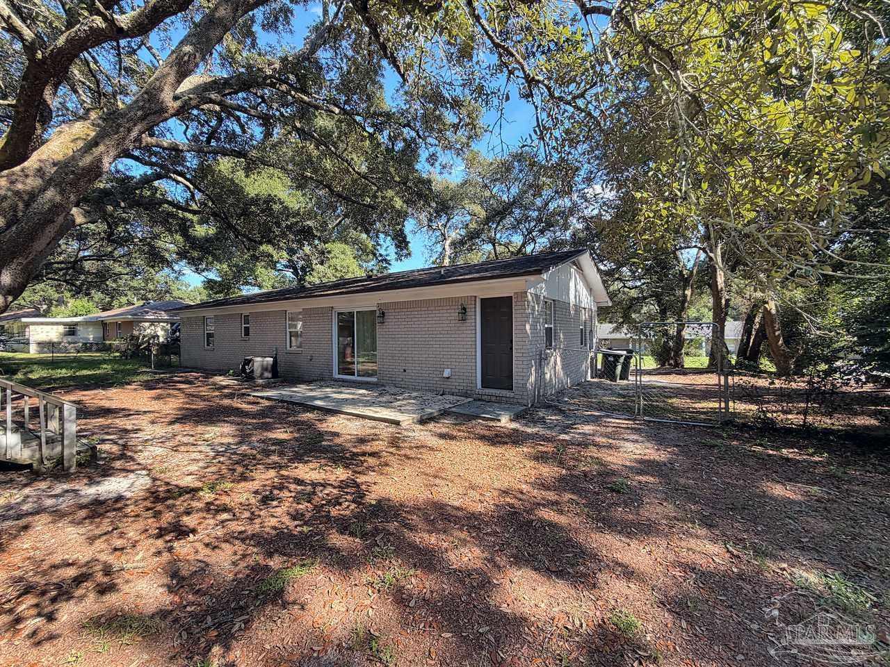 8240 Sedgefield Drive Pensacola FL 32507