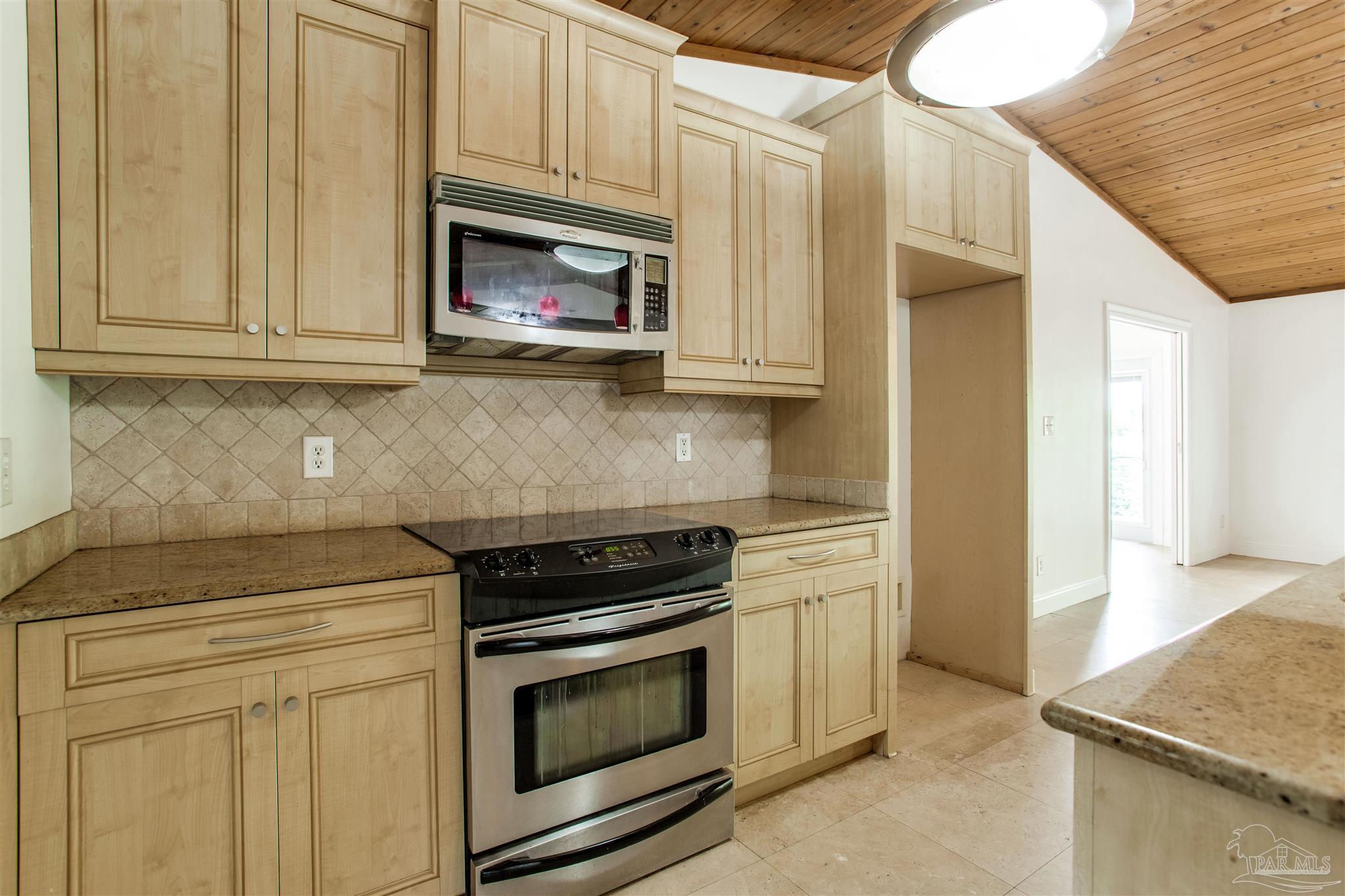 713 Roanoke Court Gulf Breeze FL 32561