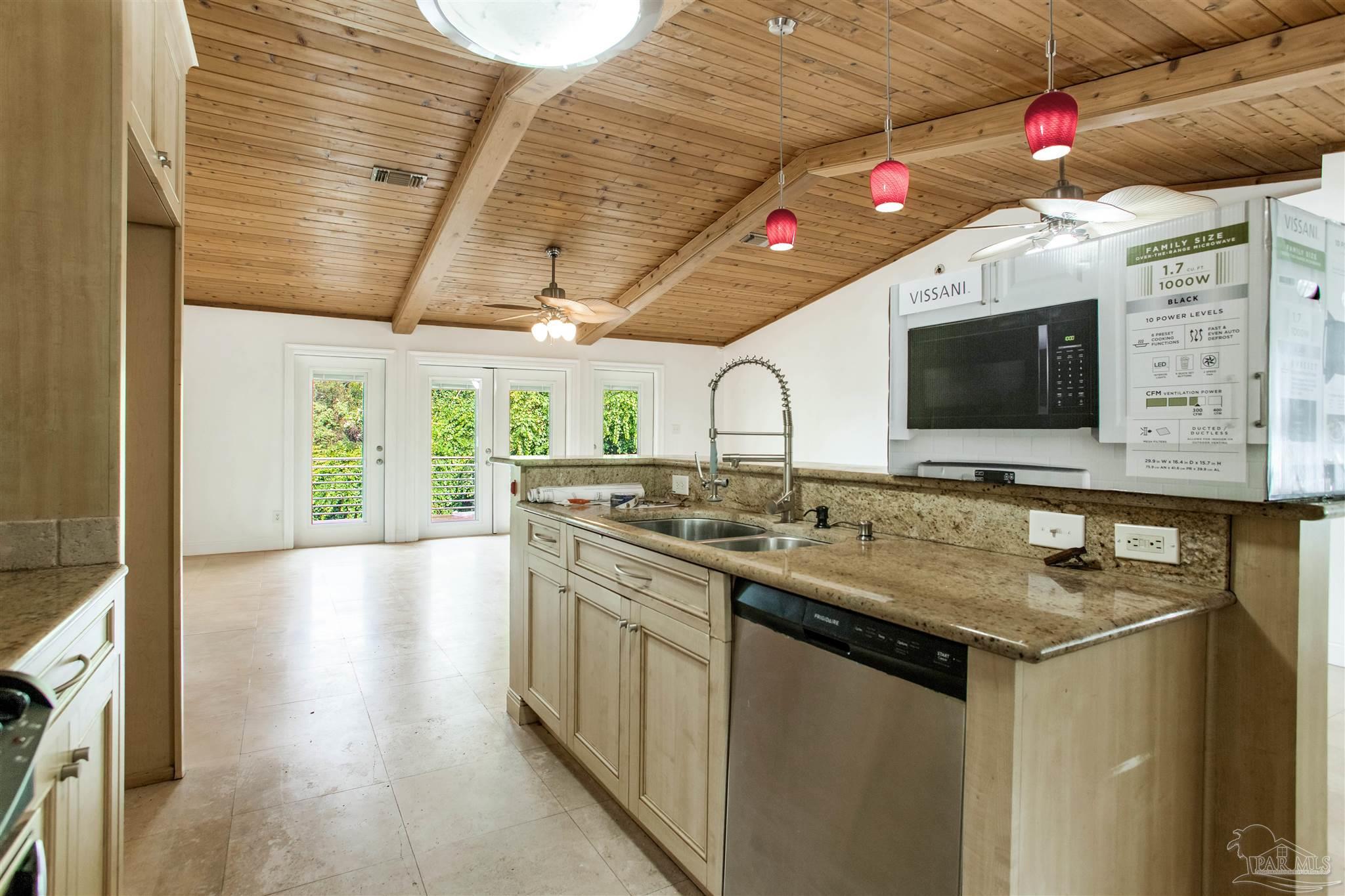 713 Roanoke Court Gulf Breeze FL 32561