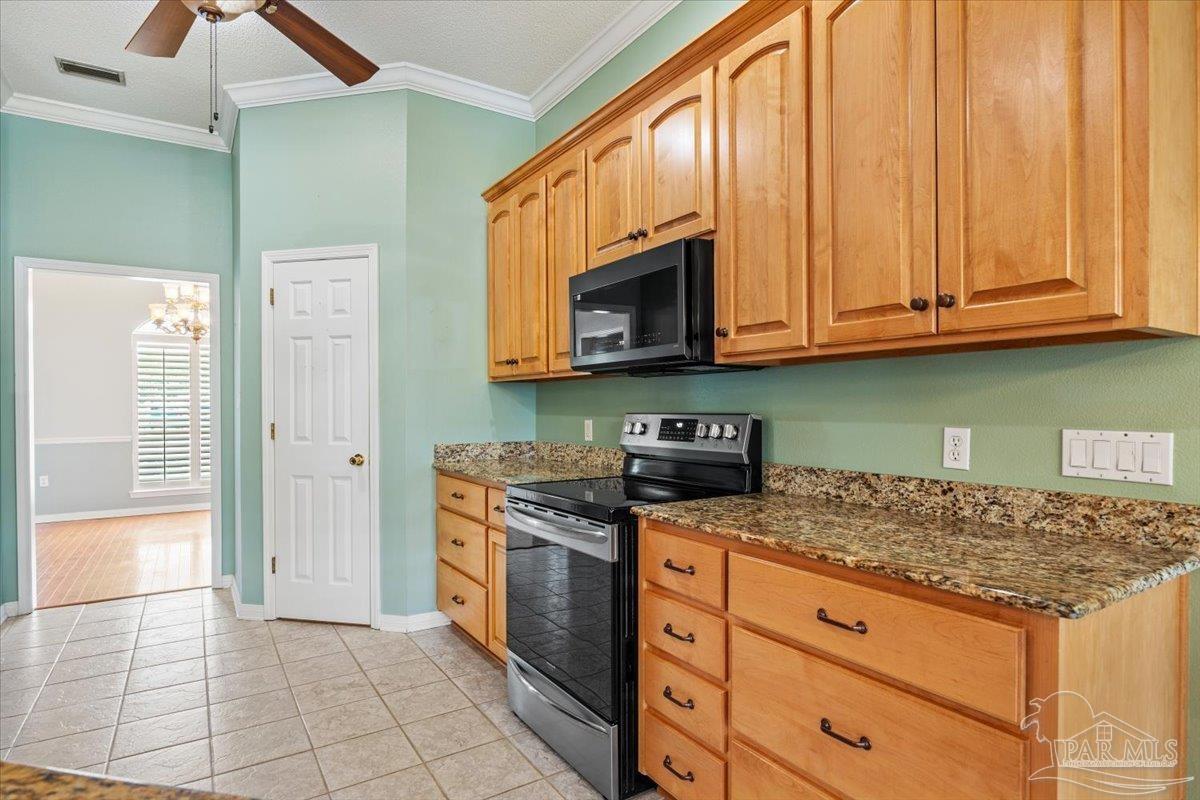 3656 Sawmill Circle Pace FL 32571