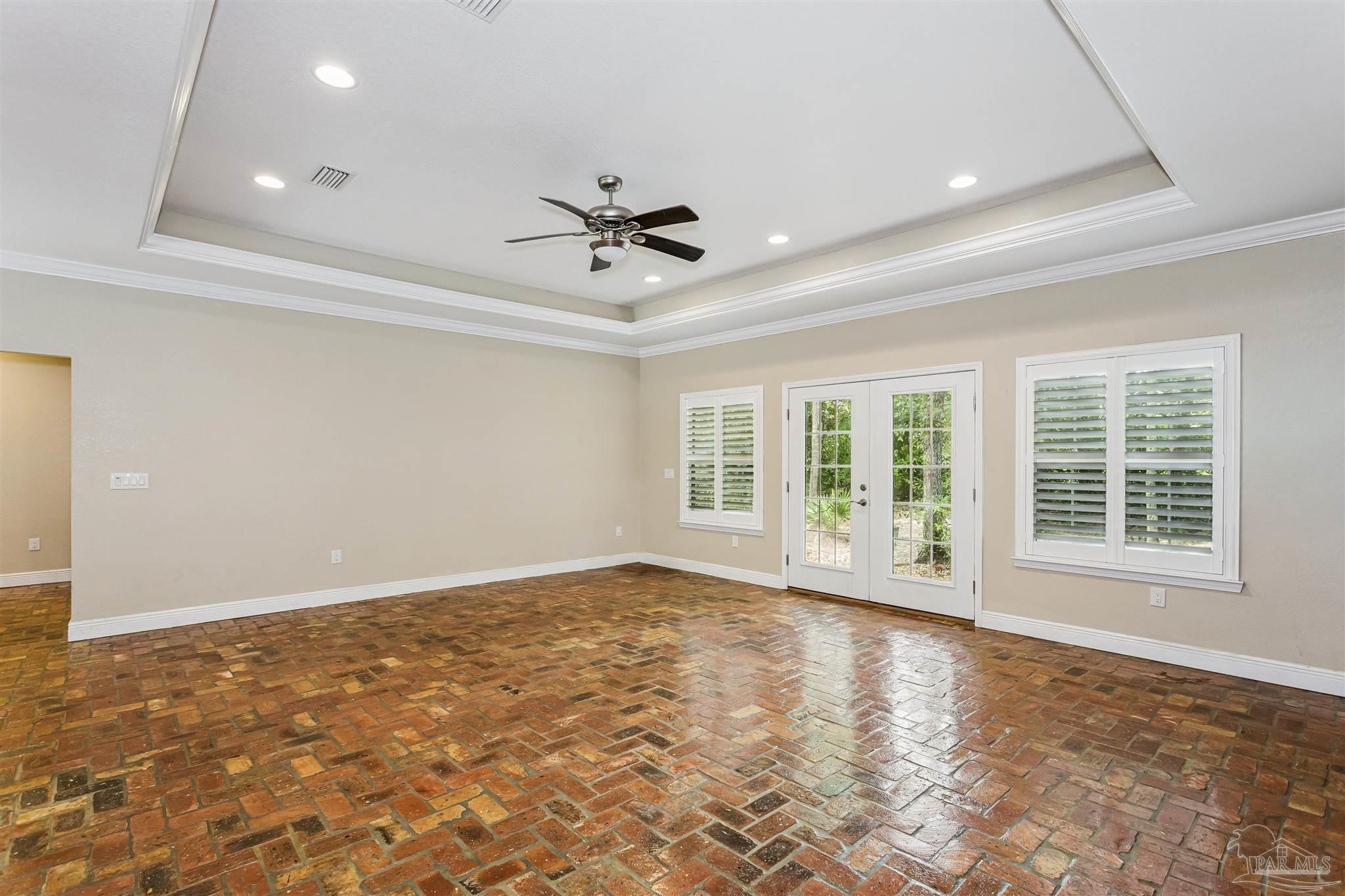 16340 Innerarity Pt Road Pensacola FL 32507