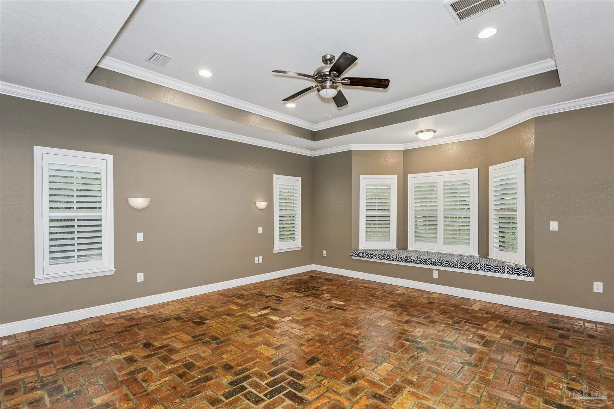16340 Innerarity Pt Road Pensacola FL 32507