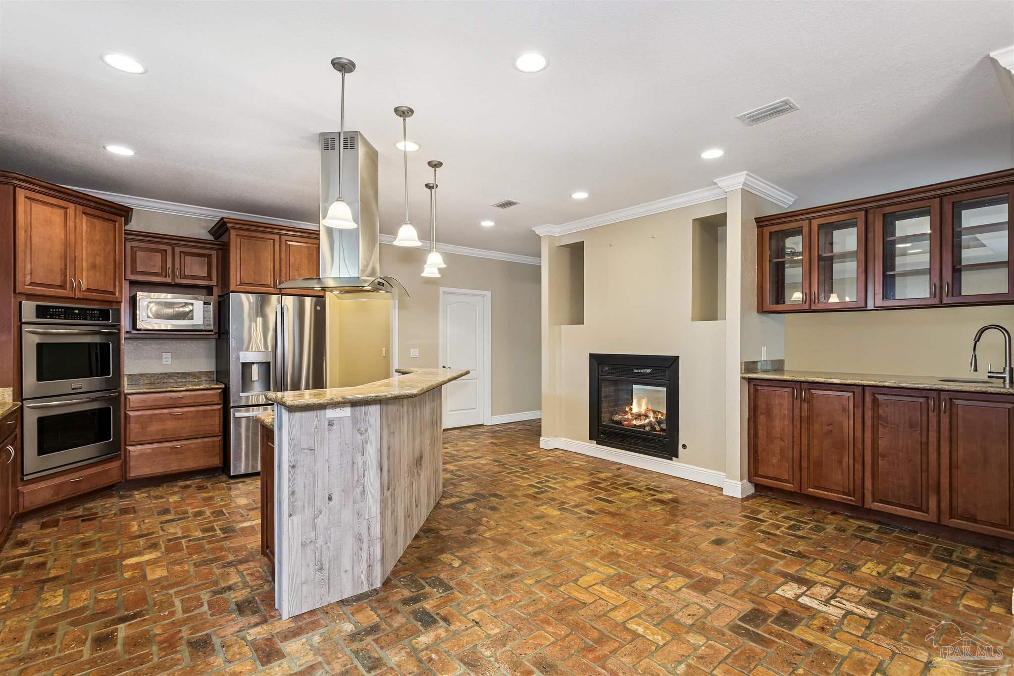 16340 Innerarity Pt Road Pensacola FL 32507