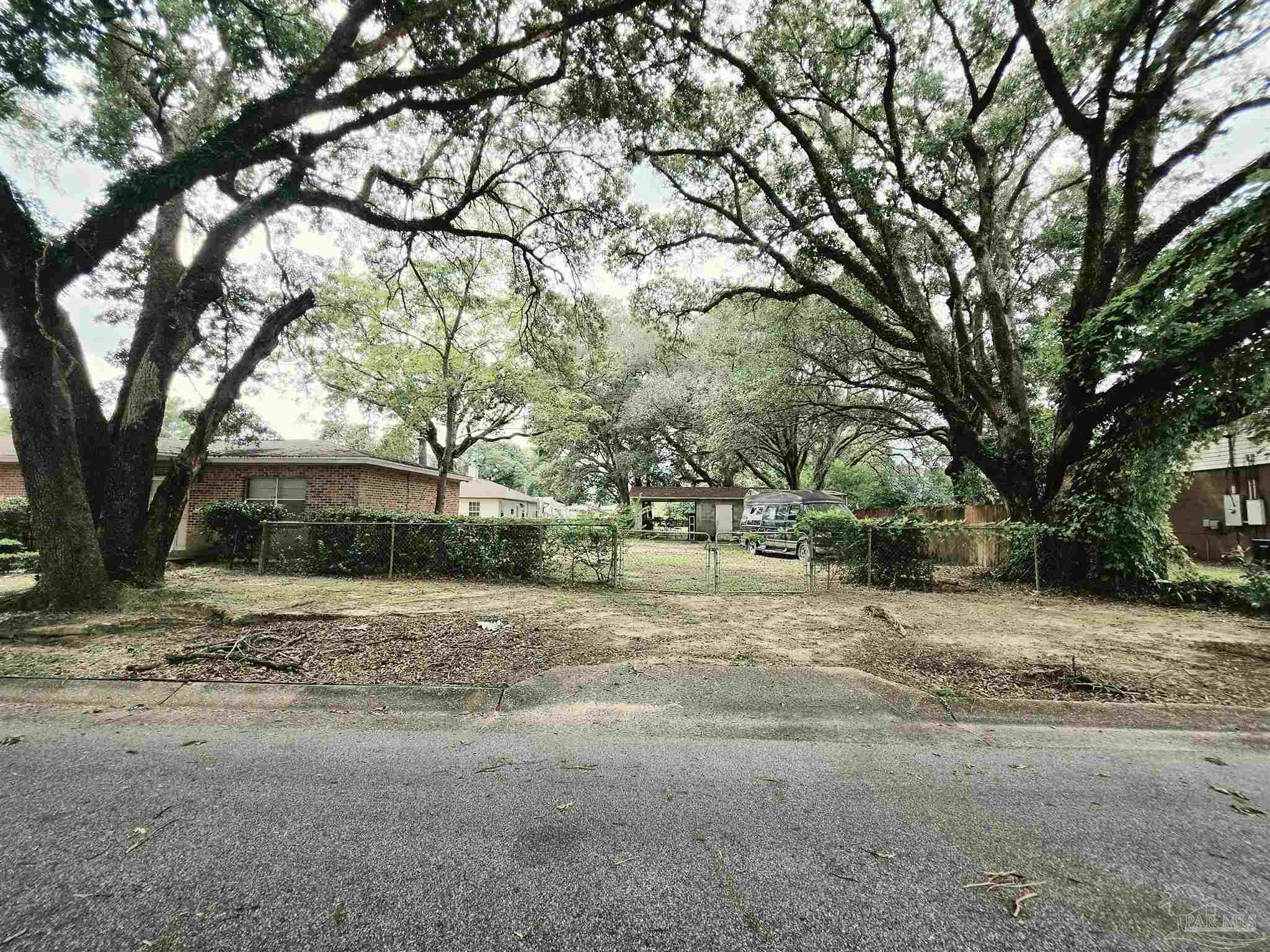 1230 E Leonard Street Pensacola FL 32503