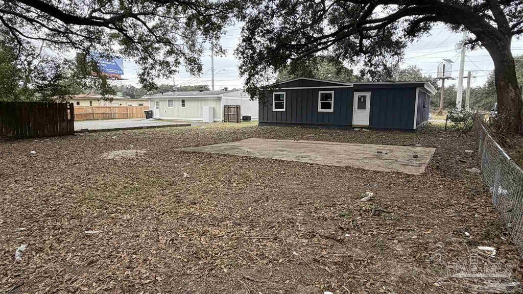 827 Michigan Avenue Pensacola FL 32505