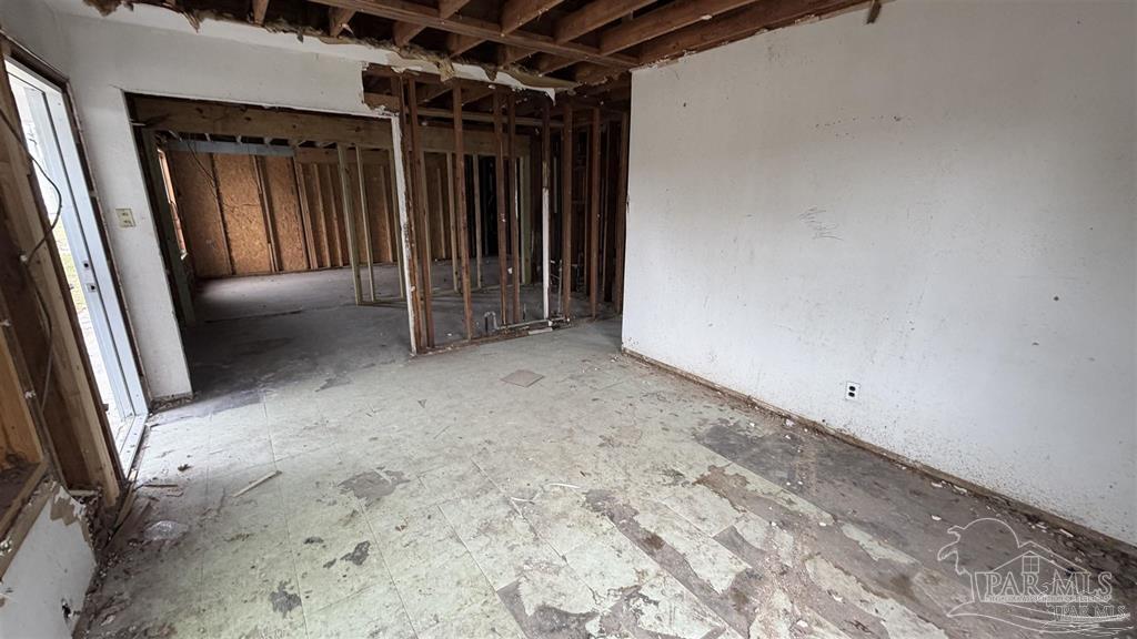 827 Michigan Avenue Pensacola FL 32505