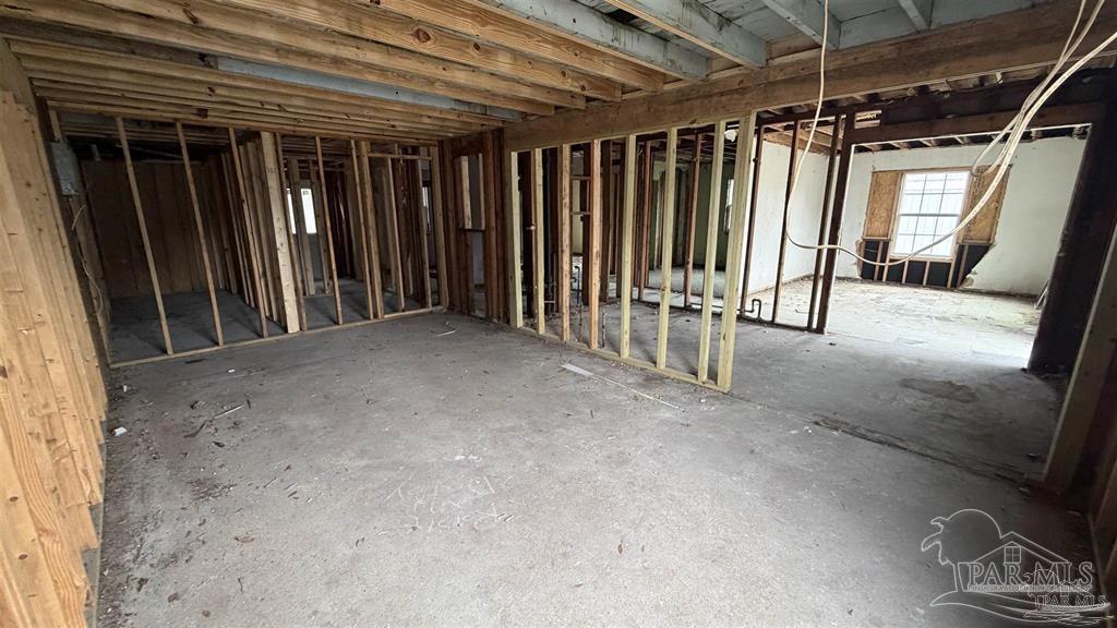 827 Michigan Avenue Pensacola FL 32505