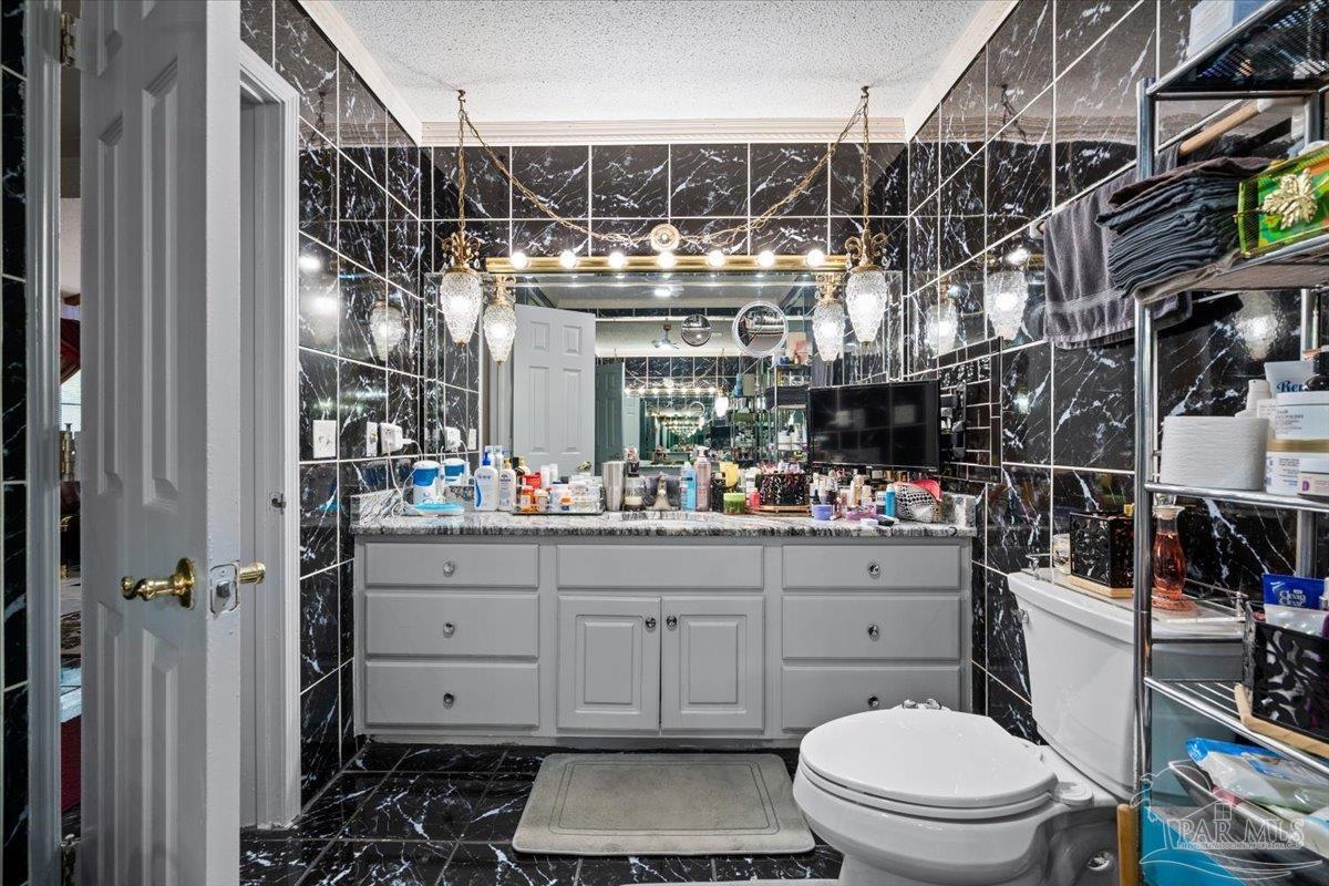 964 Vestavia Way Gulf Breeze FL 32563