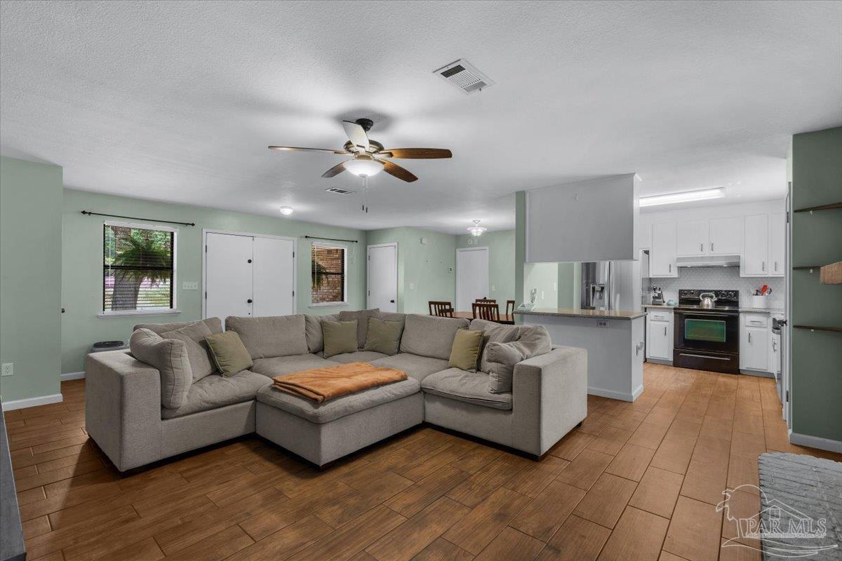 6020 Oakwood Drive Milton FL 32570