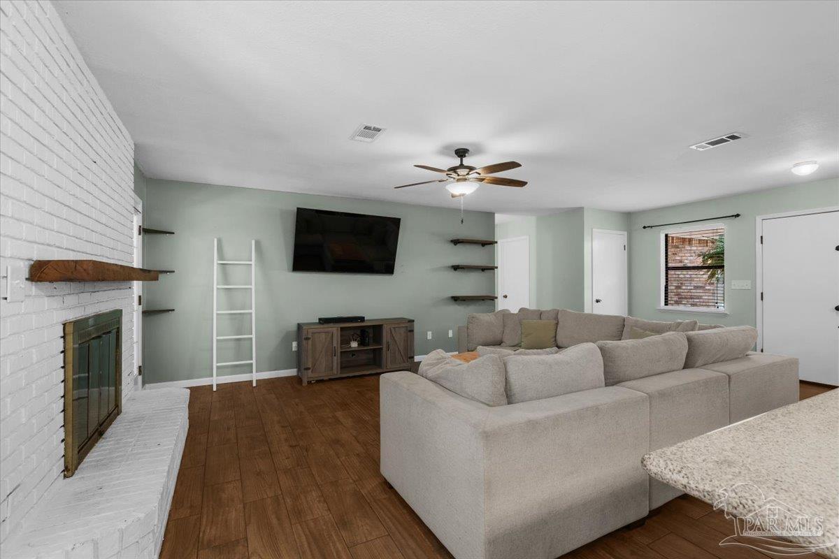 6020 Oakwood Drive Milton FL 32570
