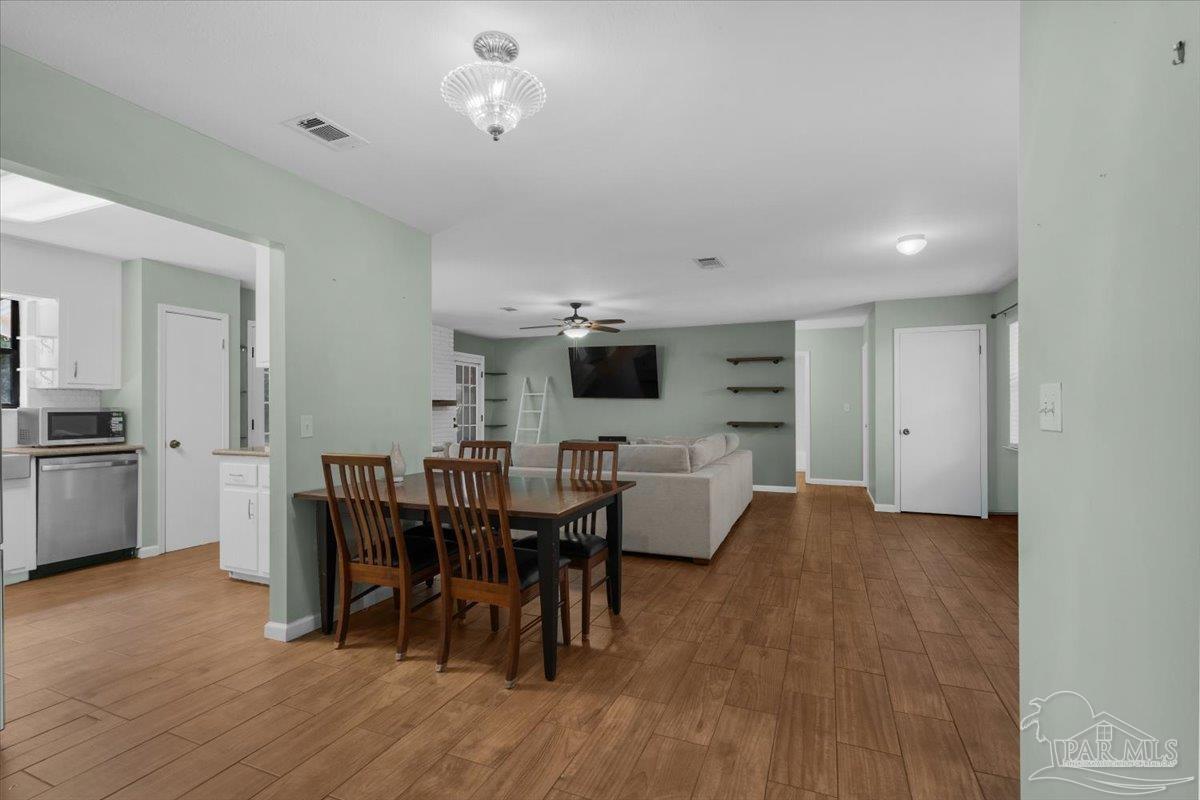 6020 Oakwood Drive Milton FL 32570