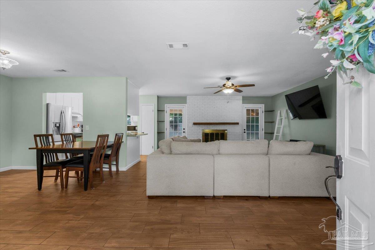 6020 Oakwood Drive Milton FL 32570